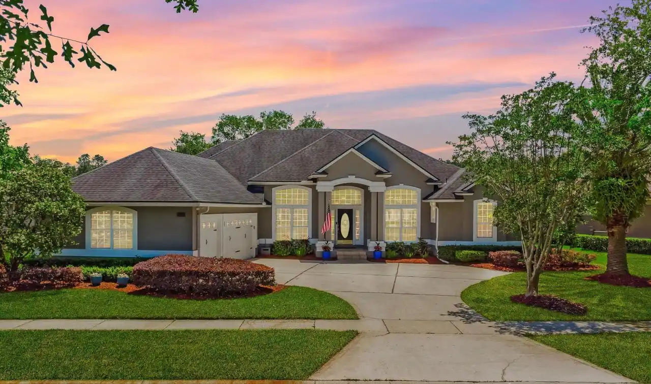 Style and Comfort in Desirable World Golf Village