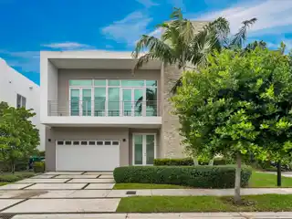 Fully Upgraded Home in the Mansions at Doral