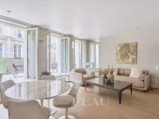 Beautiful First Floor Apartment