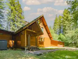 Wooded Riverfront Sanctuary