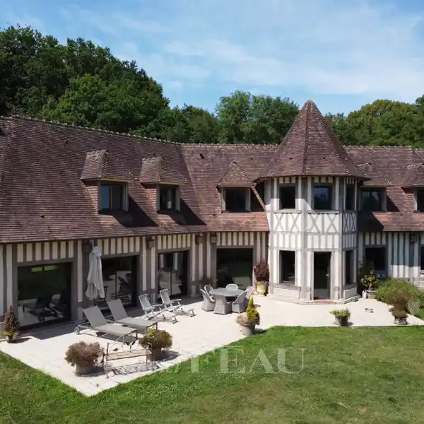 EXCLUSIVE PROPERTY ON THE OUTSKIRTS OF DEAUVILLE