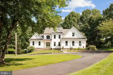 Turnkey Retreat on a Secluded Lot