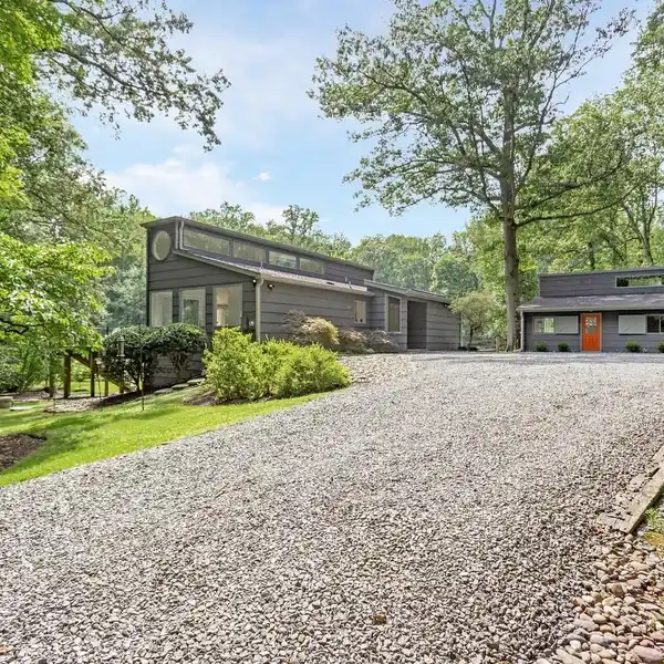 BEAUTIFULLY REIMAGINED 5-ACRE ESTATE