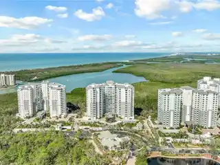Spacious Open-concept Three Bedroom at the Grande Excelsior