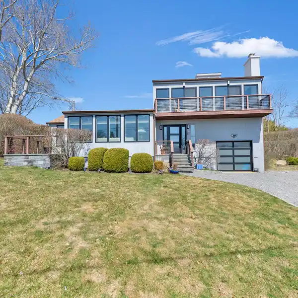 CHIC COTTAGE FOR RENT