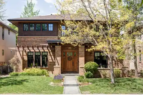 Timeless Prairie-style Craftsman with Charm