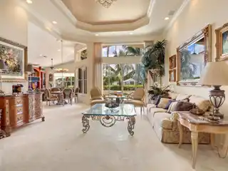 Expanded Madrid Model with the Best View