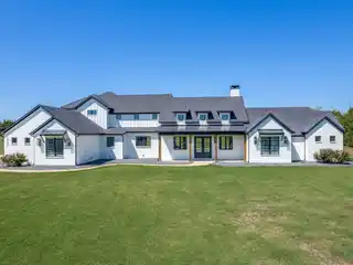 Welcome to the Hills of Lone Star