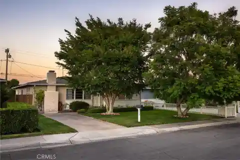 Single-Level Bungalow in Great Location