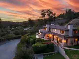 Serene Sanctuary with Sweeping Panoramic Views