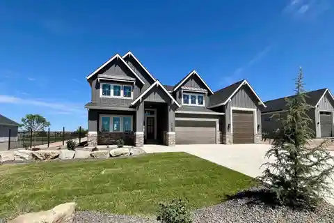 Spacious New Construction in Riverwood