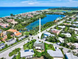 Charming and Versatile Beach House