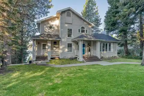Lakeside Luxury at Lake Almanor