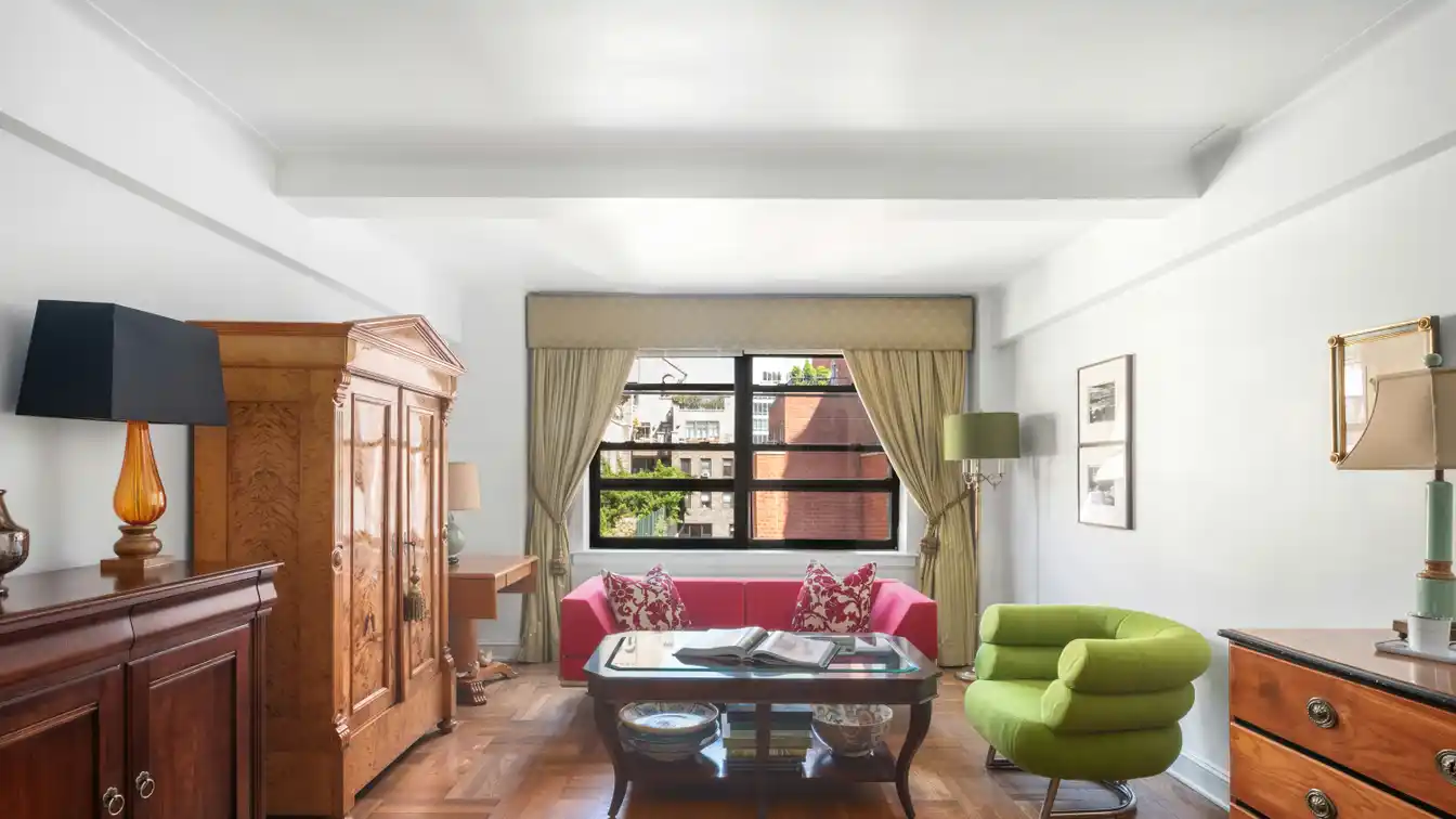 Large Upper East Side Two Bedroom