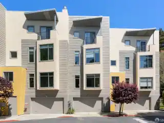 Luxurious Two-level Home in Prime Mission Dolores Location