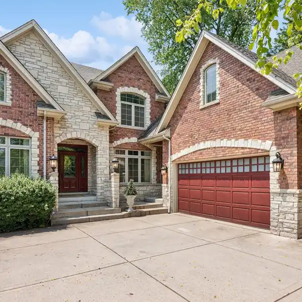 QUALITY CRAFTSMANSHIP WITH TIMELESS APPEAL