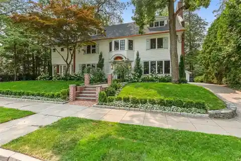 The Wesley C. Martin House