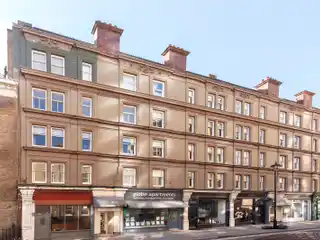 Beautiful Recently Refurbished Apartment