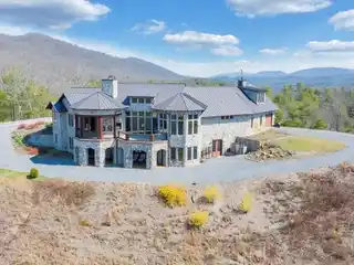 Castle Ridge - Luxury 24-Acre Estate