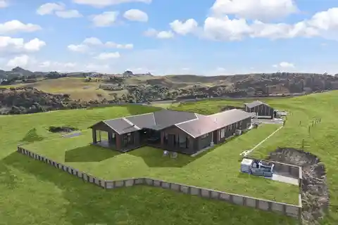 Exquisite Residence on 19.7 Hectares
