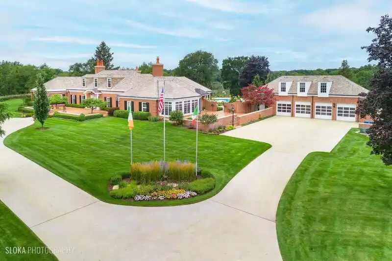 Private 25-acre Resort