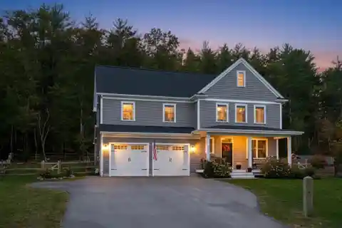 Sunlit Colonial Backing to Conservation Land