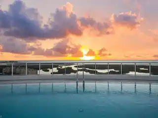 Fabulous Lower-Floor Condo in Kalea Bay