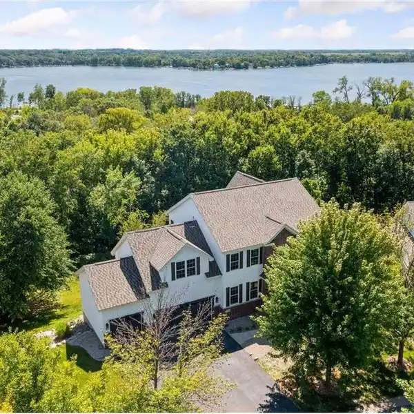 LUXURY LAKEFRONT HOME WITH PRIVATE DOCK ACCESS
