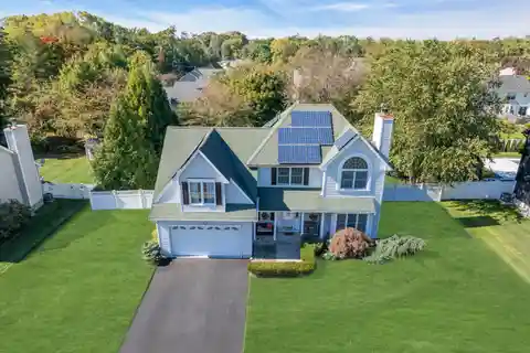 Spacious Colonial in West Long Branch