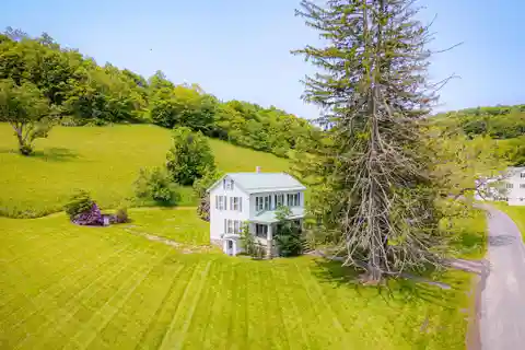 Historic Bedford Farm with Barn and Pond