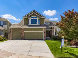 Spacious Home with Scenic Flatiron Views