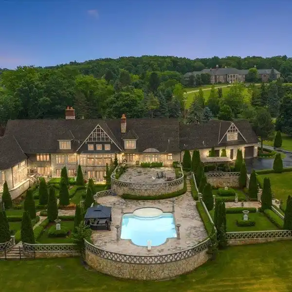 PRIVATE 12-ACRE FRENCH COUNTRY MANOR ESTATE