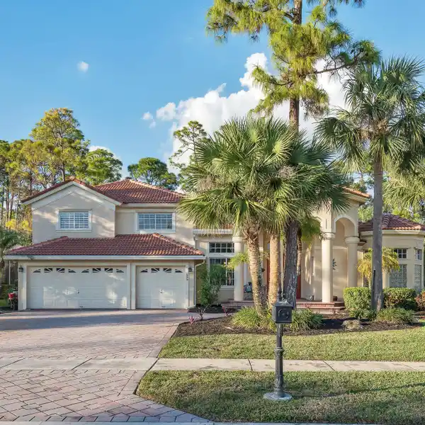 FIVE BEDROOM HOME IN SOUGHT-AFTER BINKS PRESERVE