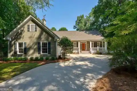 Lake Oconee Estate with Private Dock and Lift