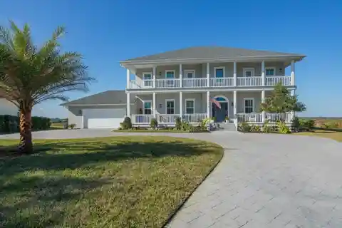 Luxurious Waterfront Property in Prestigious Marsh Creek