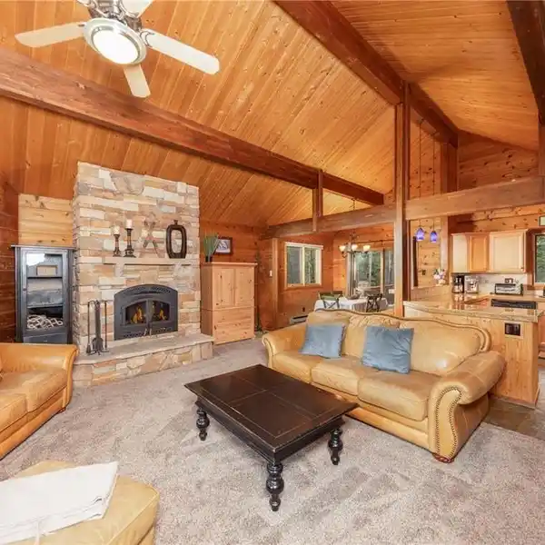 CHARMING MOUNTAIN RETREAT