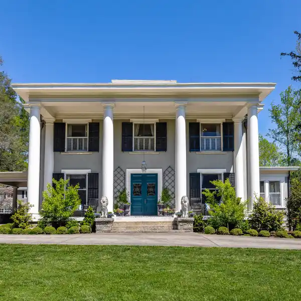 MAGNIFICENT 1894 COLONIAL REVIVAL ESTATE