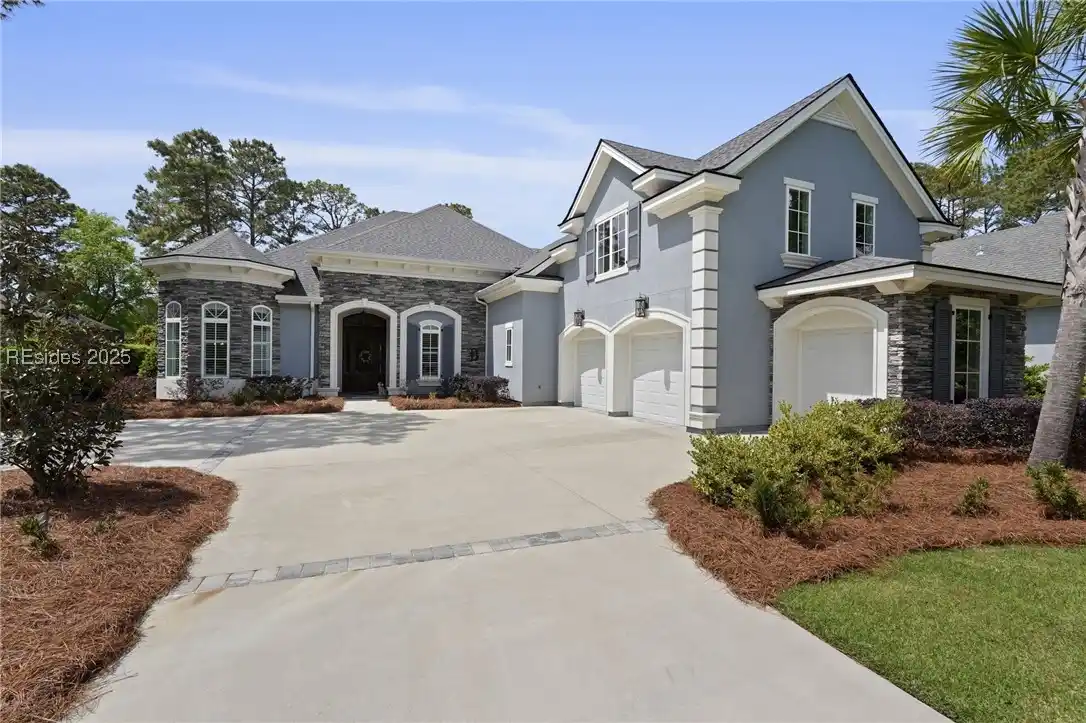 Nearly New Home Offering a Vibrant Lifestyle
