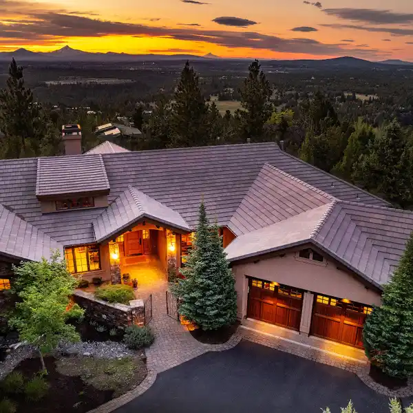 BEAUTIFULLY CRAFTED HOME ON AWBREY BUTTE