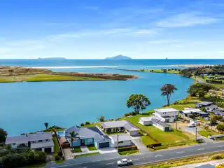 Captivating Coastal Sanctuary