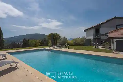 Architect-designed Villa with a Striking View