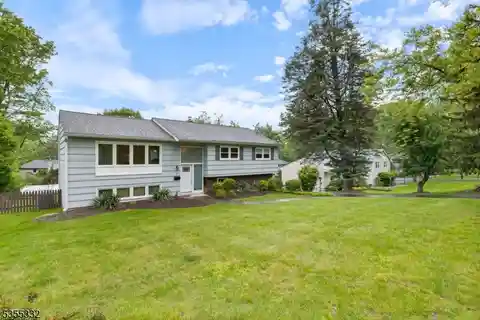 Entertainer’s Dream Home with Walk-out Backyard Deck