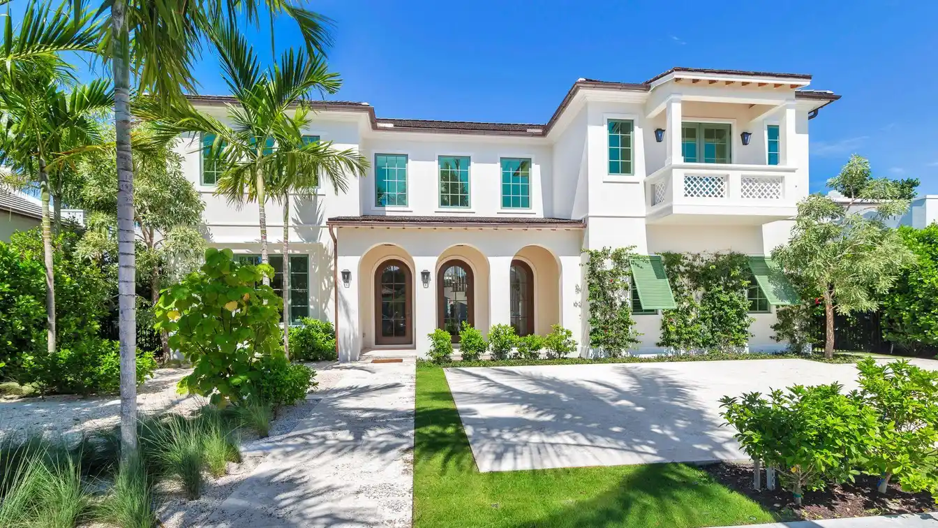 Grand Seven Bedroom Luxury Residence