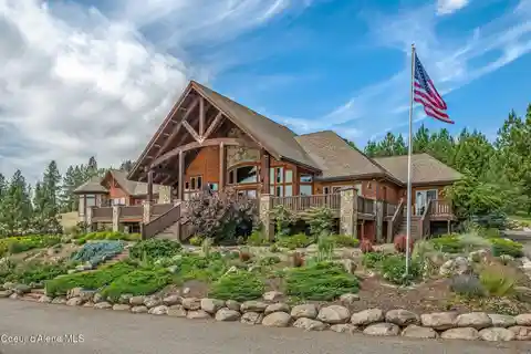 Multi-generational Living in Cougar Gulch
