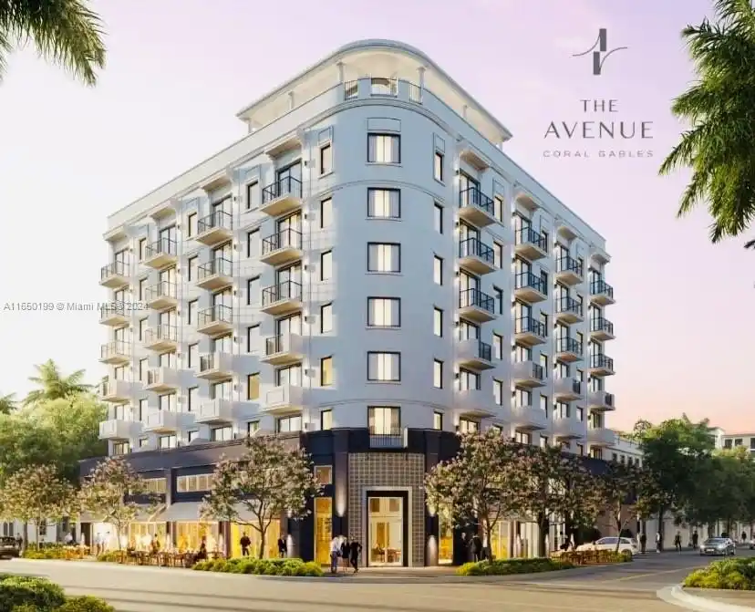 Designer Decorated Residence at the Avenue