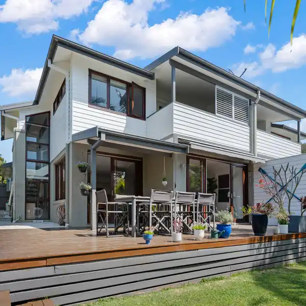 RARE DUAL-HOME OPPORTUNITY