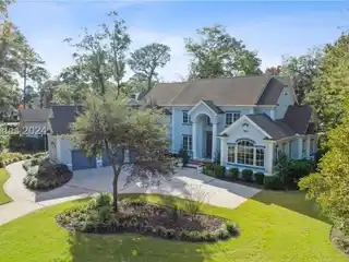 Luxury and Functionality in a Great Location