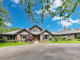 Gorgeous Ranch with a Four-Season Solarium