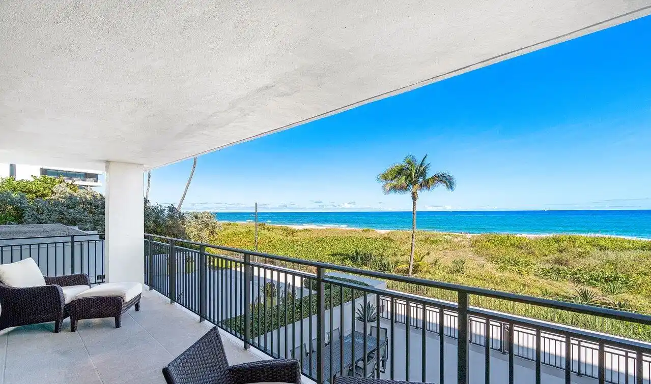 Fabulous Corner Residence at the Placide