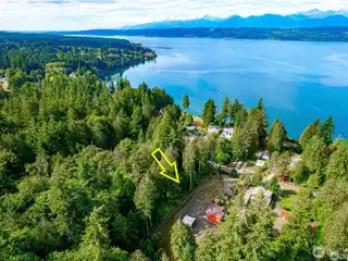 Immaculate Home on Versatile Property